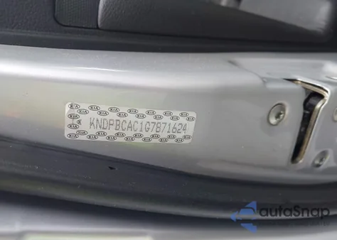 2016 Kia Sportage Lx z USA, uszkodzony, nr VIN KNDPBCAC1G7871624